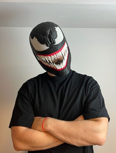 Venom replica mask - venom, moving