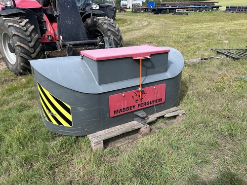 1500kg front tractor - front,