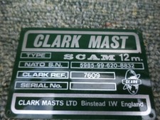 CLARK MAST/ ALLOY  SCAM 12M ID PLATE. 5985-99-620-8832.  DARK GREEN.  7609 REF