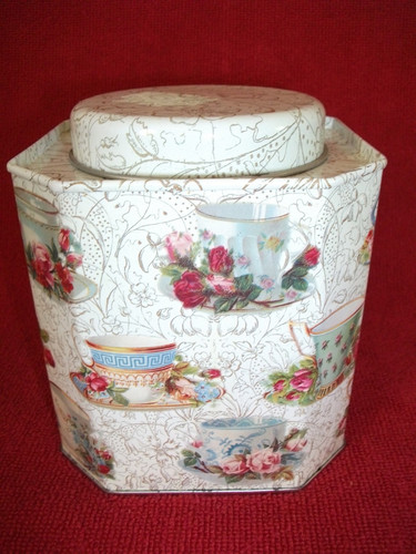 Vintage tea caddy - caddy, tin