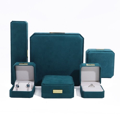 Gift box necklace jewelry - box,