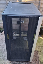 HP 10622 G2 22U Server Rack