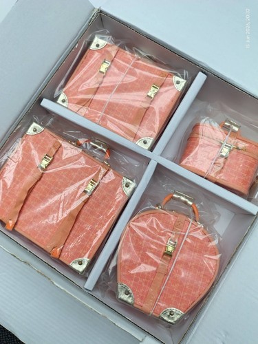 Sybarite athn luggage set - luggage, in