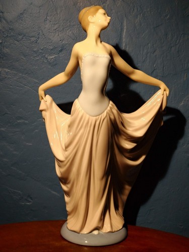 Lladro figurine the dancer - figurine,