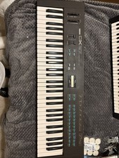 Yamaha DX27 Vintage Synthesiser 1980s