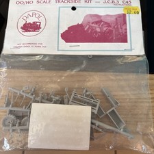 Dapol Kitmaster C045 JCB 3CX Backhoe Loader Plastic Model Kit OO/HO Scale