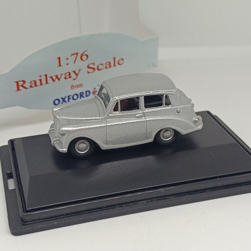 Oxford railway scale triumph - railway,
