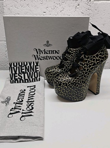 Vivienne westwood classic - westwood,