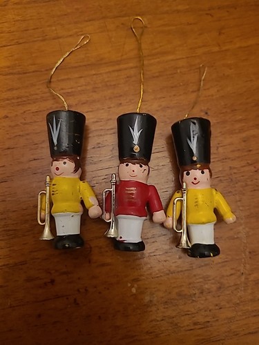 Vintage wooden toy soldiers - vintage,