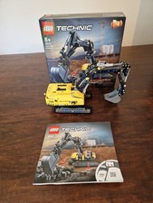 LEGO Technic 42121 Excavator Set with Instructions. Complete with Box and Manual