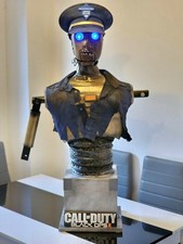 1:1 Life-size TEDD the Bus