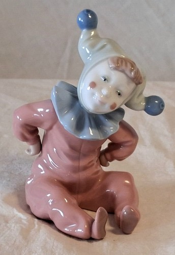 Nao lladro jingles jester - 'jingles',