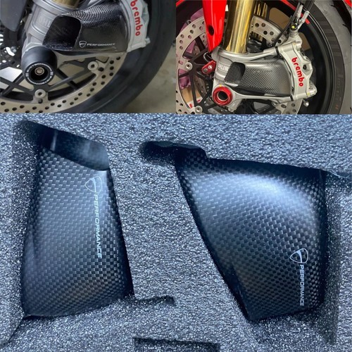 Real carbon fiber - carbon, air