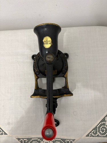 Vintage sponge cast iron - vintage,