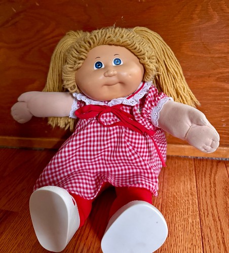 Cabbage patch kids doll with - patch,