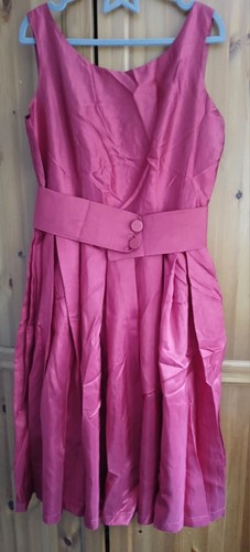 Stunning red lindy bop - stunning,