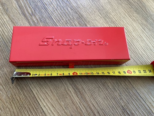 Snap metal toolbox tin - toolbox, case