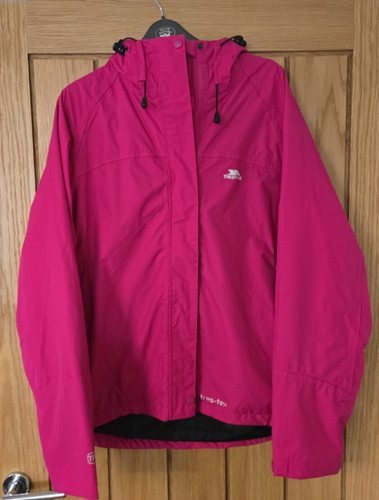 Preowned trespass qikpak - preowned,