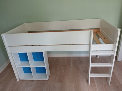 White cabin bed - , pull