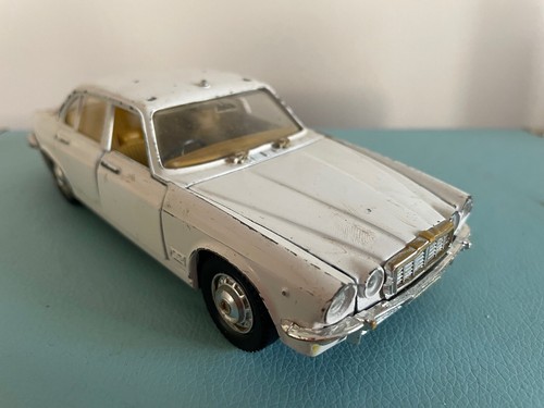 Polistil jaguar xj42 - 7”,