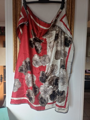 Valentino red grey white - &,