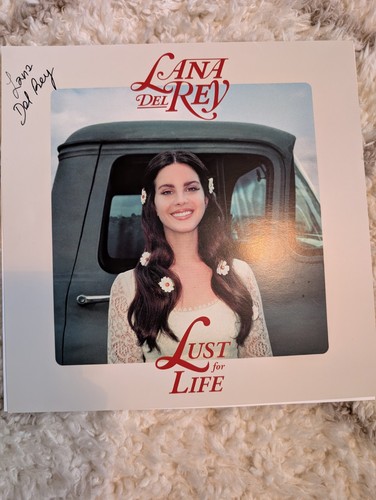 Signed lana del rey - del,