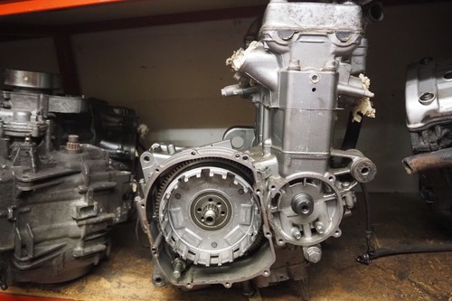 Engine kawasaki zzr600d - engine,