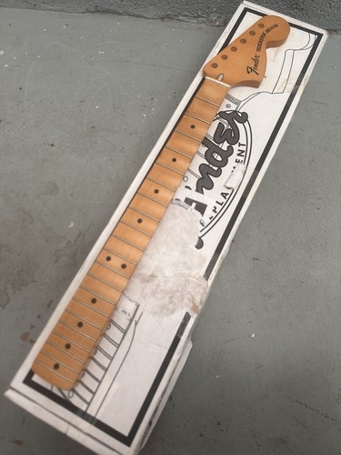 Fender road worn - worn, '70s