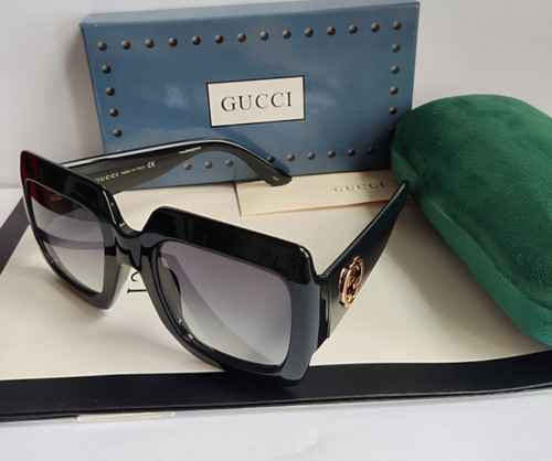 Authentic gucci gg0053s - authentic,