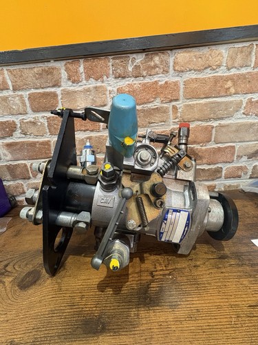 Lucas fuel pump - lucas,