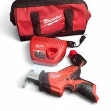 Milwaukee 2420-21 M12 12-V Lithium-Ion Cordless HACKZALL Reciprocating Saw Kit