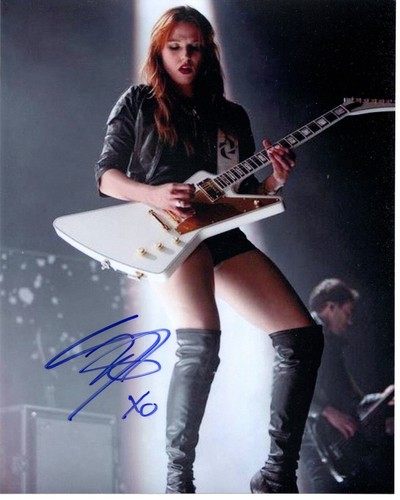 Lzzy hale signed halestorm - hale,