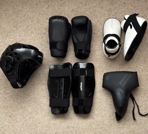Taekwondo sparring set - sparring, set,