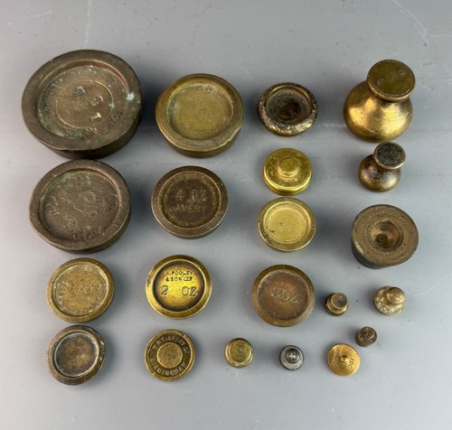 Collection antique brass - of,