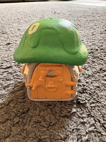 Peyo the smurfs green house - smurfs,