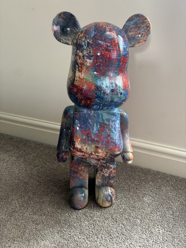 Giant teddy bear sculpture - bear,