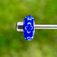 Authentic genuine trollbeads