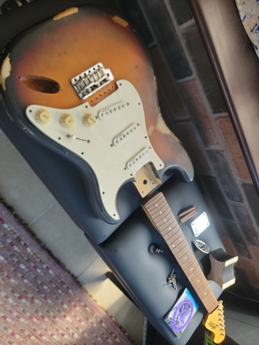 Vintage stratacaster road worn - vintage,
