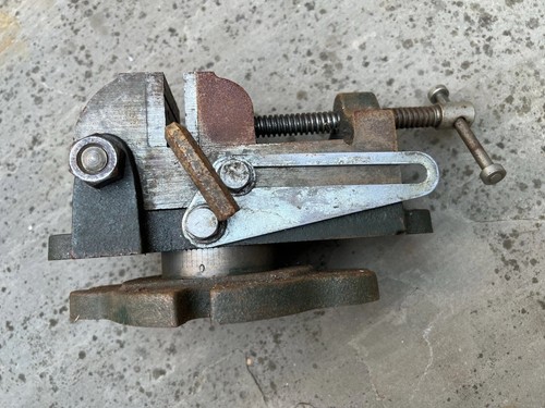 Milling machine or - milling,