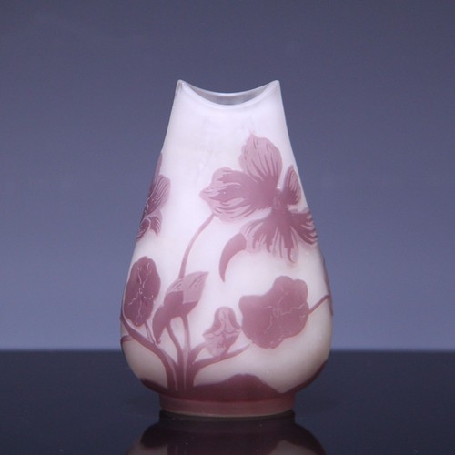 Signed art nouveau glass - signed,