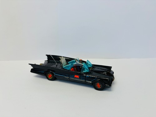 Corgi toys 267 batmobile - corgi,