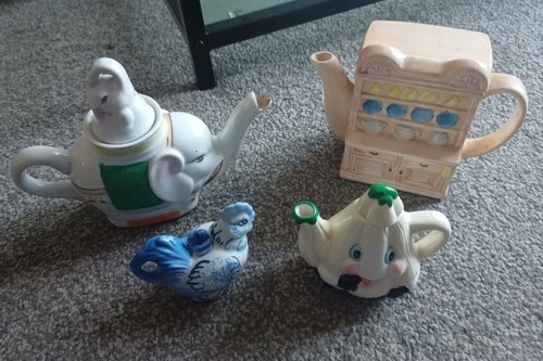 Novelty teapots - 4,