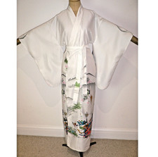 VINTAGE, JAPANESE MADE, WHITE, SILKY, KIMONO STYLE DRESSING GOWN, PRINCESS