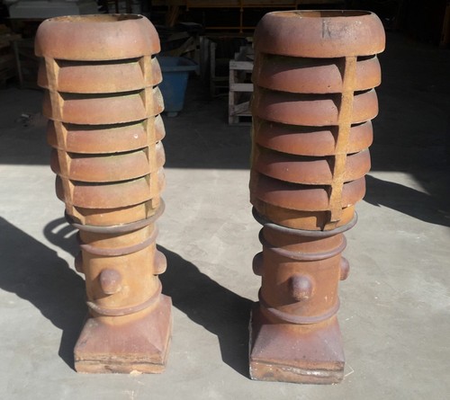 Fine pair reclaimed red - of,