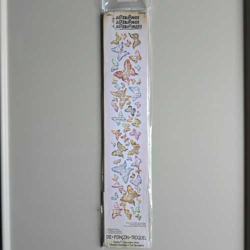 Tim holtz sizzix alterations - holtz,