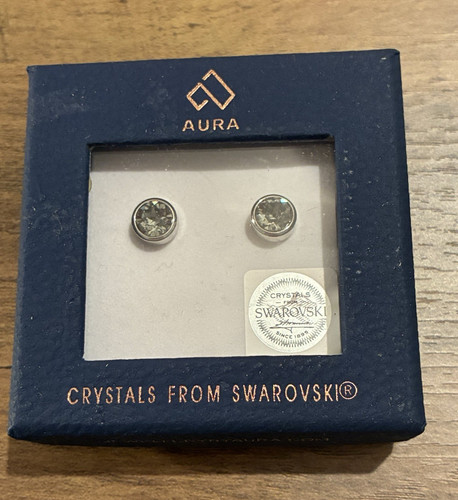 Aura round swarovski crystal - round,