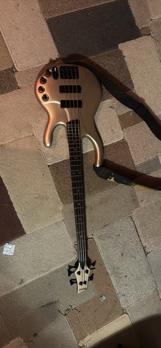Ibanez edc 700 - ibanez,