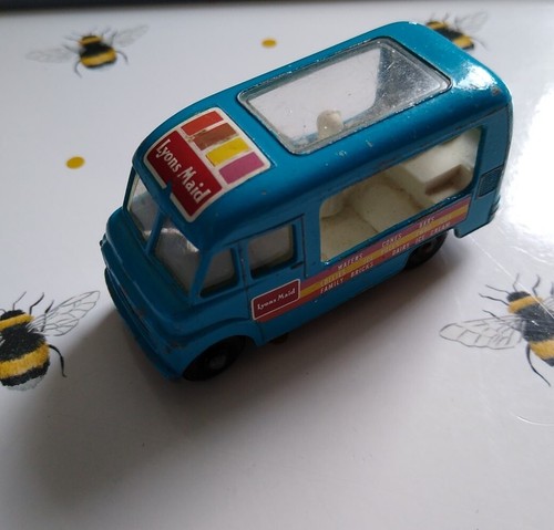 Lesney commer ice - lesney,