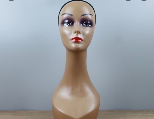 Mannequin head with wig - with, holder
