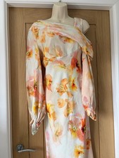 Karen Millen Floral Satin Cold